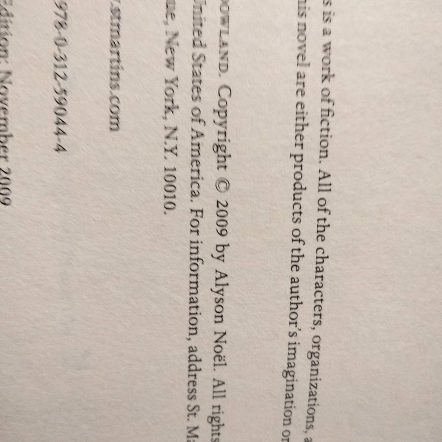 Alyson Noel SHADOWLAND PB 2009 Hard cover pre-owned -- Immortals complex lives