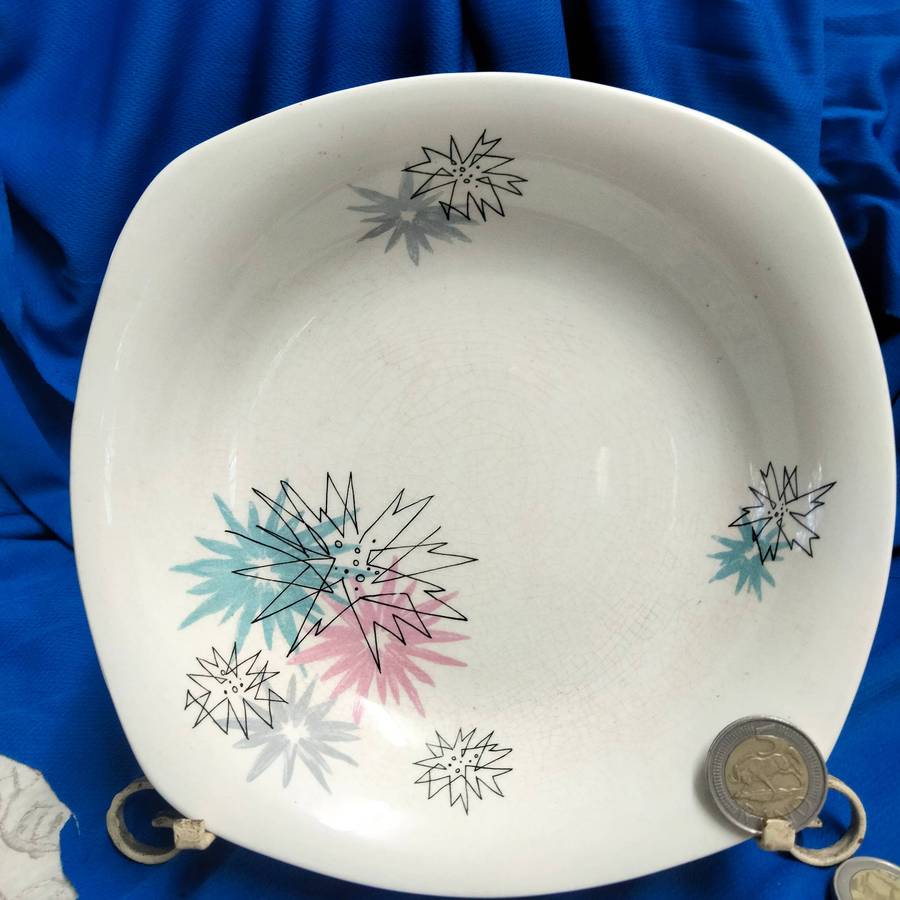 4711 Scent bottle Jessie Tait bowl Frosted glass plate Compact makeup LOOK At My BUY NOW NO WAITING