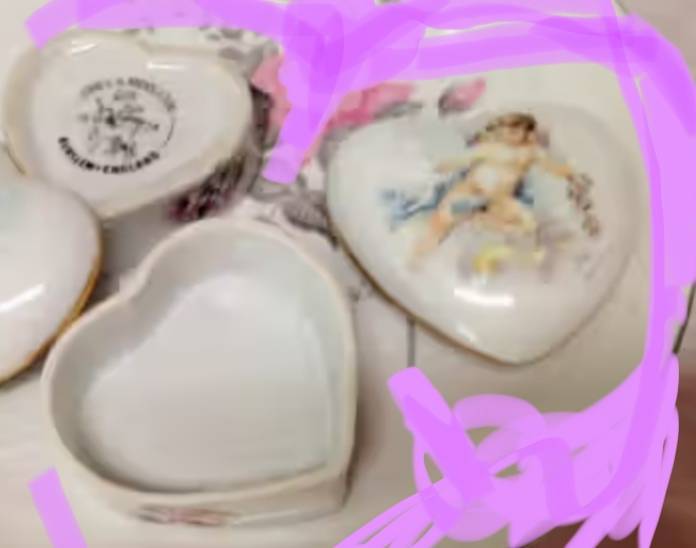 2 CeramicBoxes+lids Jones+Middleton LOOK At My BUY NOW LISTINGS NO WAITING