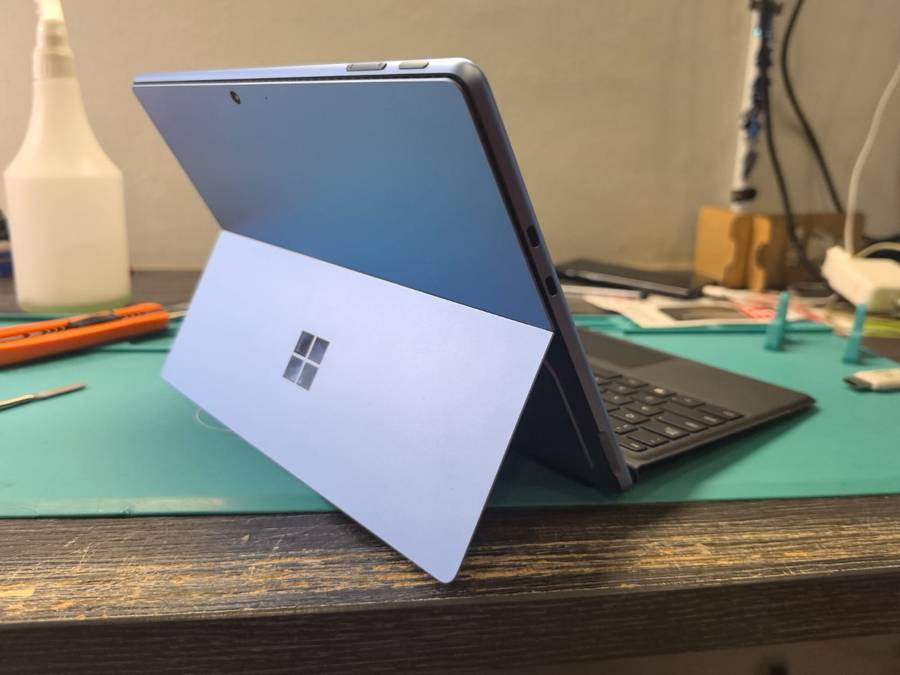 Microsoft Surface Pro 9 + Keyboard + Pen