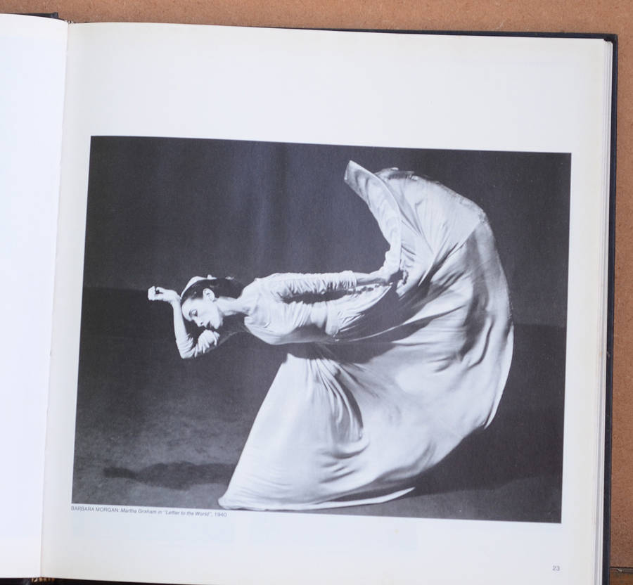 The Studio (Life Library of Photography)