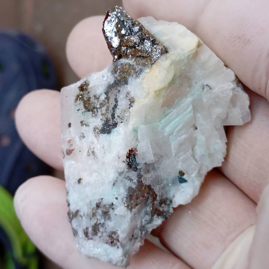 Carrolite chalcopyrite calcite - Kamoya South II mine DRC Congo