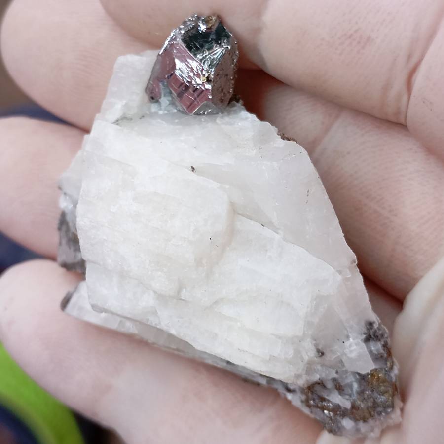 Carrolite chalcopyrite calcite - Kamoya South II mine DRC Congo