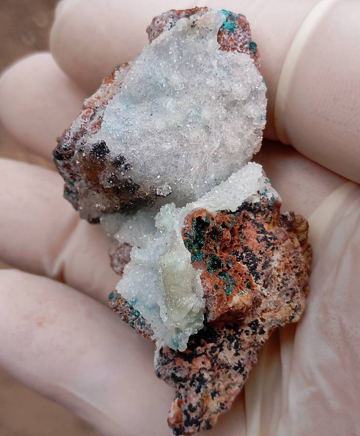 Pseudomalachite heterogenite quartz - Tenke Fungume mine DRC Congo