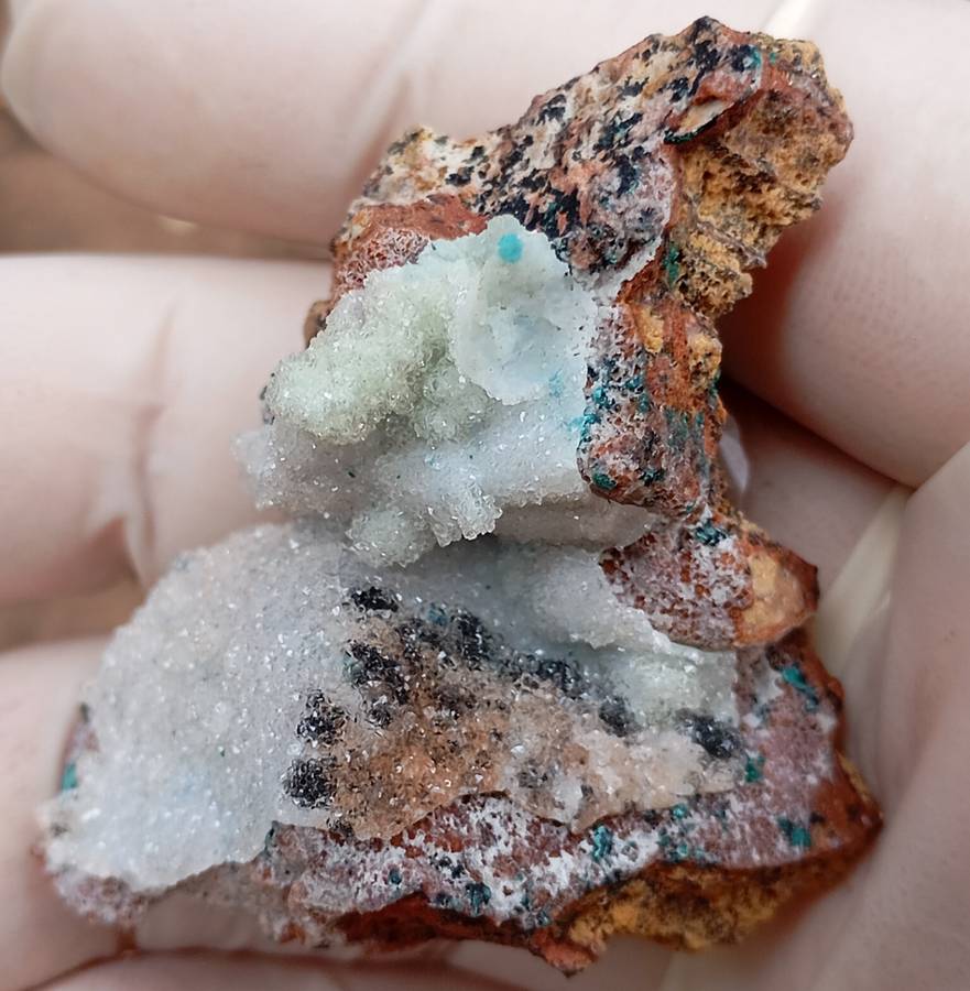 Pseudomalachite heterogenite quartz - Tenke Fungume mine DRC Congo