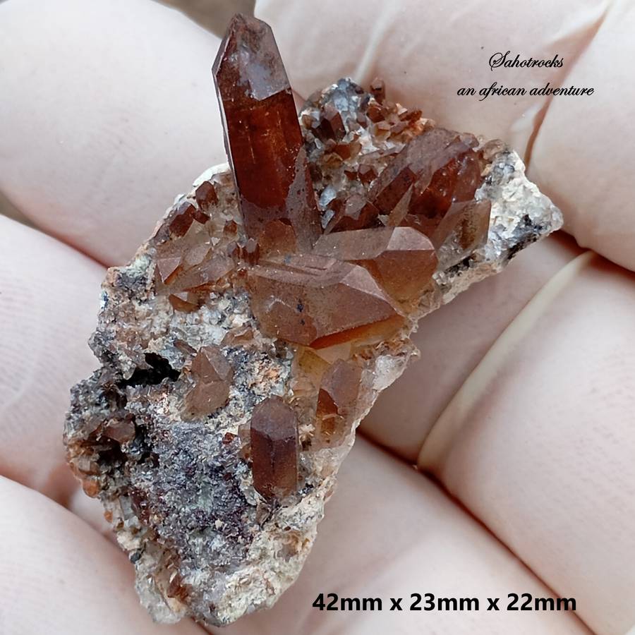 Hematite in quartz - Orange River N Cape South Africa