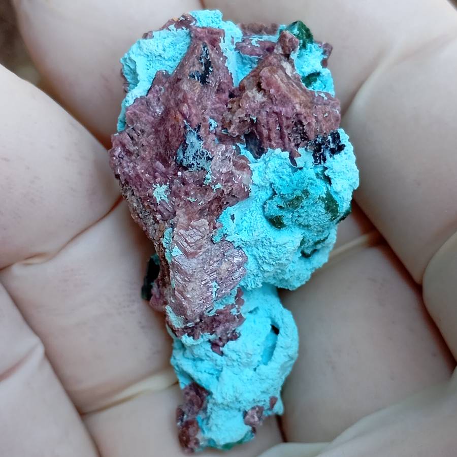 Cobaltoan calcite heterogenite chrysocolla malachite - Kakanda deposit DRC Congo