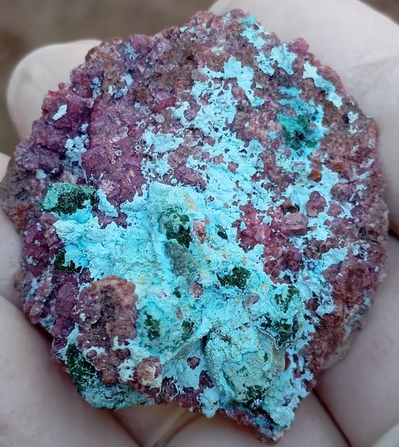 Cobaltoan calcite chrysocolla malachite quartz - Kakanda deposit DRC Congo