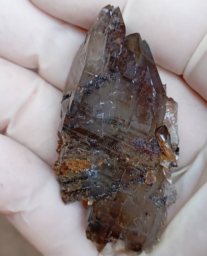 Floater aegirine illmenite feldspar quartz - Zomba Plateau Mount Malosa Malawi