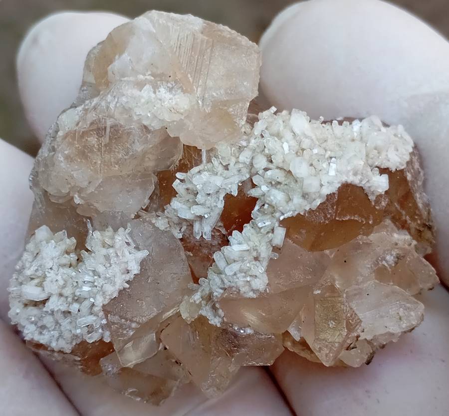 Apophyllite calcite - Poonah mining district India