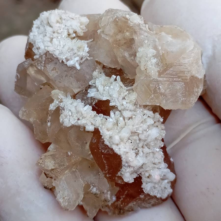 Apophyllite calcite - Poonah mining district India
