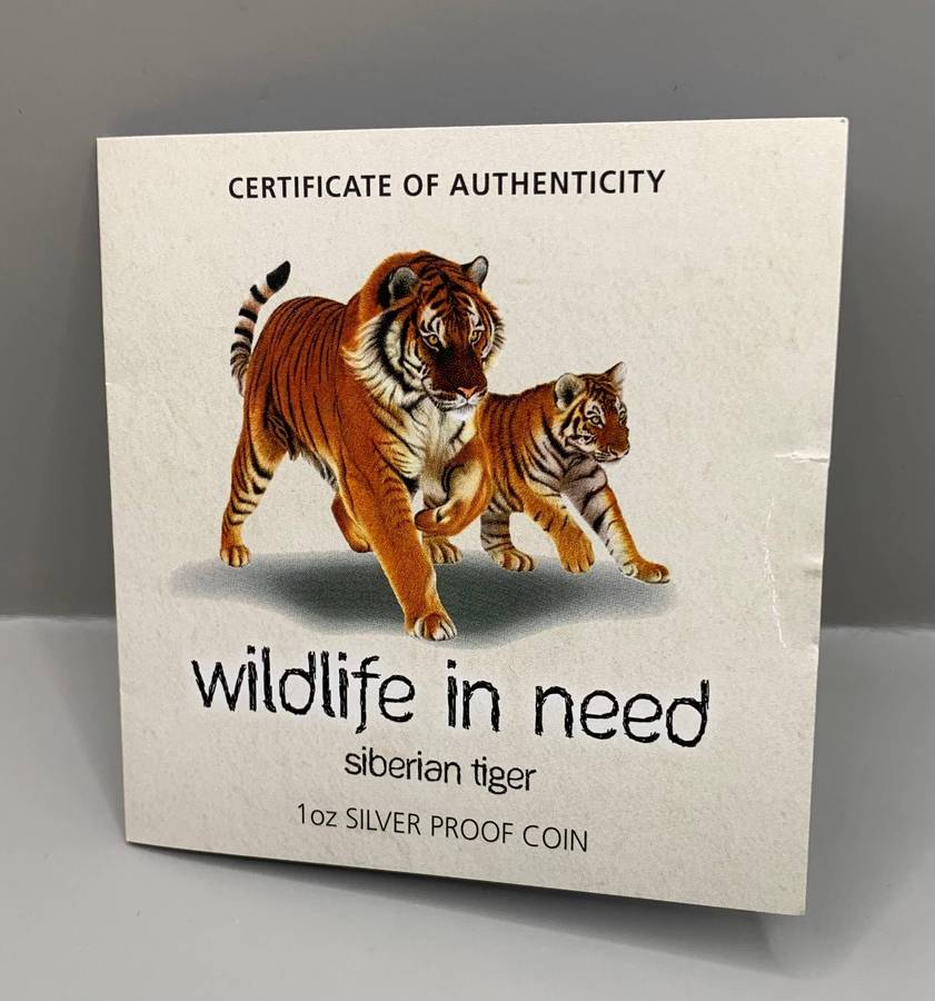 ( SPECIAL  WILDLIFE SERIES )  2012  SIBERIAN TIGER      1oz  PROOF SILVER COLORIZED COIN