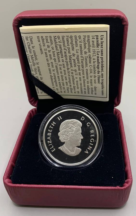 (  THE TITANIC  )    2012  HALF OUNCE     PURE PROOF SILVER   CERTIFICATE OF  AUTHENTICITY INCLUDED