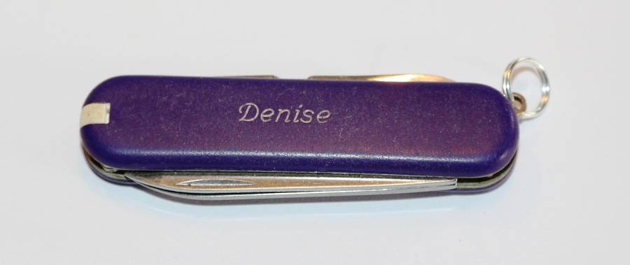 Victorinox - 58mm - Swiss Army Knife - (Classic) with name Denise