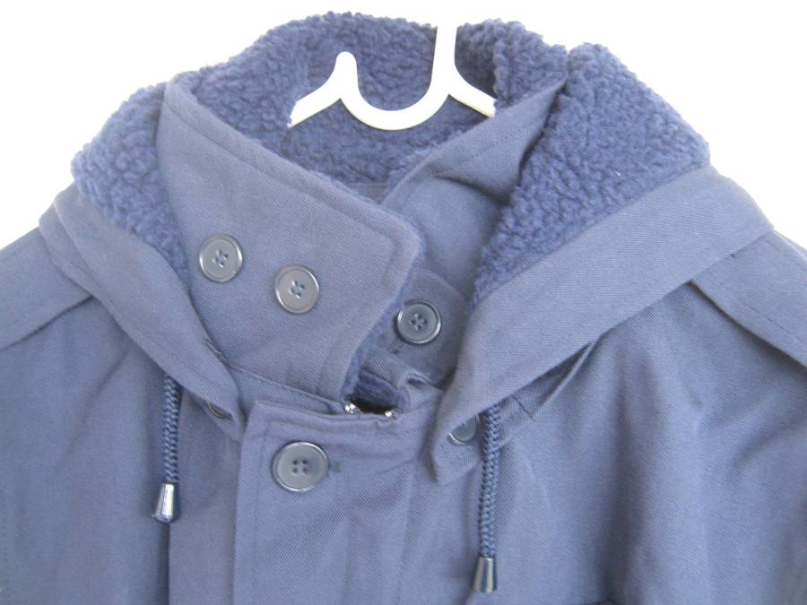 SA NAVY COLD WEATHER JACKET SIZE LARGE IN UNUSED CONDITION. SEE DIMENTIONS BELOW