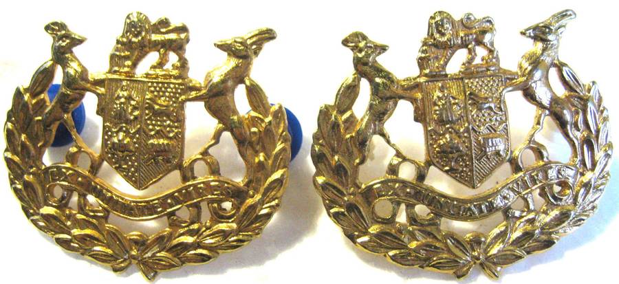 S.A.D.F. ARMY PAIR OF WARRANT OFFICER CLASS 1 GILDING METAL RANK BADGES IN VERY GOOD CONDITION