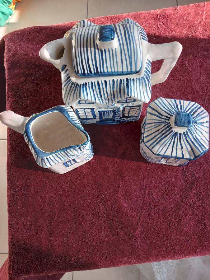 VINTAGE COFFEE SET