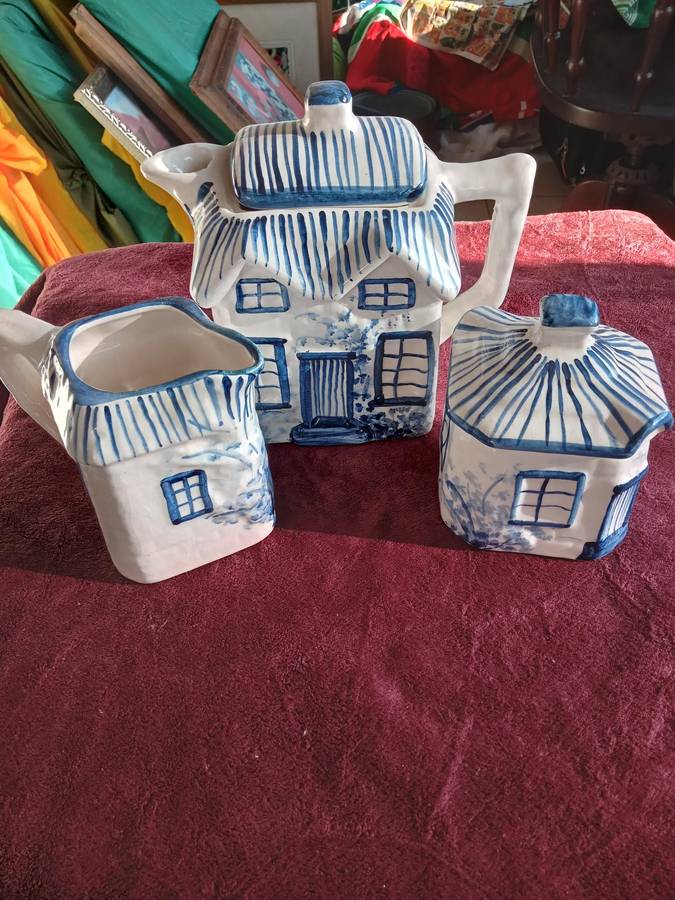 VINTAGE COFFEE SET