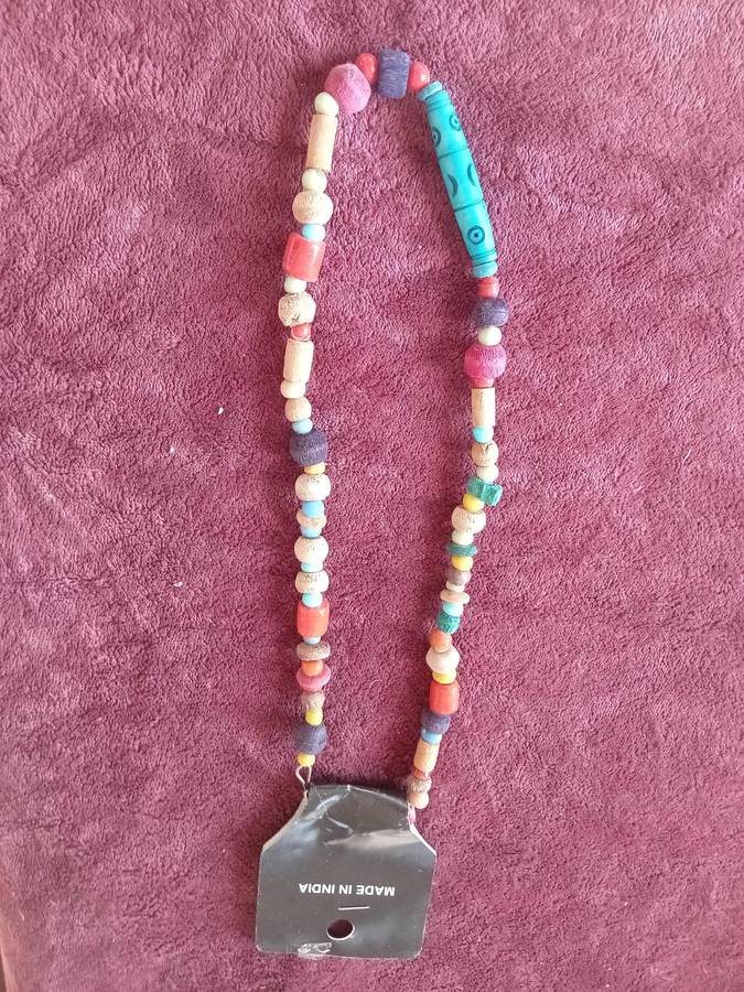 Beaded neck jewelry