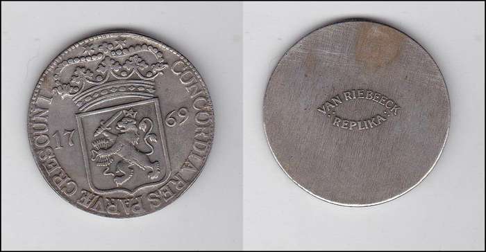 VAN RIEBEECK REPLIKA 1769 SILVER DUKAT