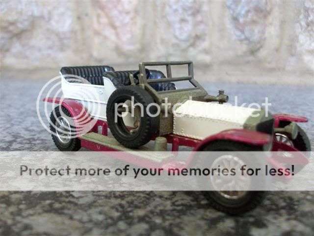 http://i538.photobucket.com/albums/ff349/trainmad1/100_0545Small.jpg?t=1231955798