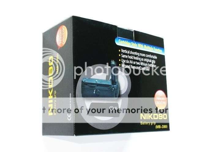 http://i641.photobucket.com/albums/uu132/itempicture/BATTERY-GRIP/D90/Nikon_D90_Batterg_Grip_____1.jpg?t=1268242374