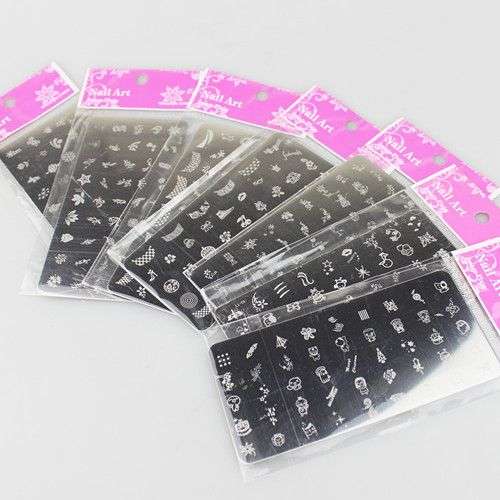 45 images med size nail plate + stamper and scraper