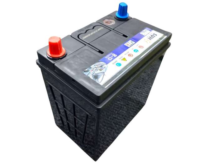 FB0205 SunX 615 - Auto Battery 12 Volt 36Ah with OLD Battery. Plus R220 without OLD Battery.
