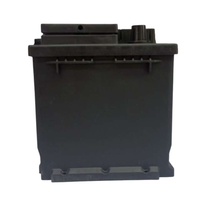 NC470  Osaka 668 - Auto Battery 12 Volt 80 Ah with OLD Battery. Plus R220 without OLD Battery. -