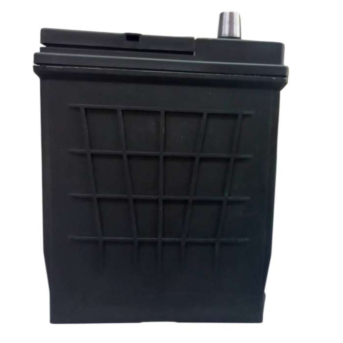 FB0275 SunX 639 - Auto Battery 12 Volt 70 Ah with OLD Battery. Plus R220 without OLD Battery.