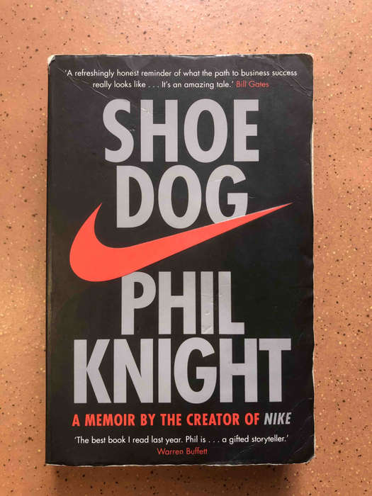 Shoe Dog: A Memoir by the Creator of NIKE