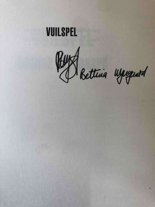 Vuilspel (SIGNED)