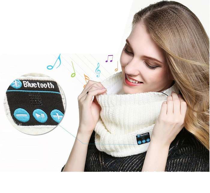 Warm Knitted Style Scarf with Built-in Wireless Bluetooth Headphones Royal Blue