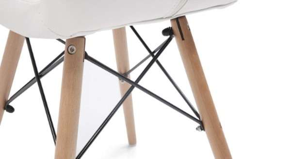 White modern dining chair - Wooden legs - Assembled
