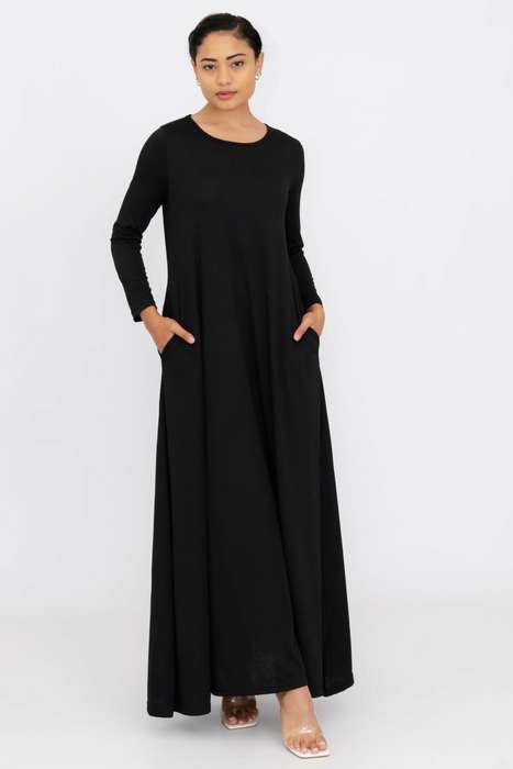 Ameenah Long Sleeve Maxi Dress With Pockets Black