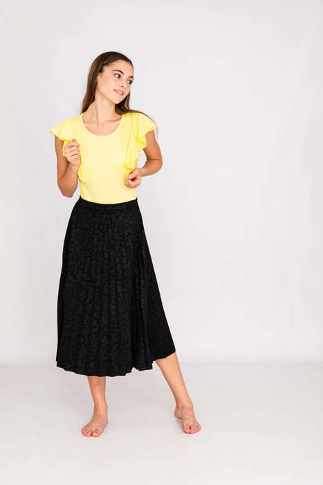Victoria Black Pleated Midi Skirt