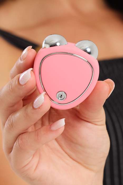 EMS Microcurrent Facial Rejuvenation Device Fine Line Removal Rechargeable Facial Massage