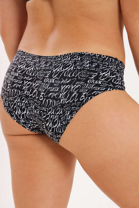 Senza® 3 Pack No-Show Hip Hugger Seamless Panties