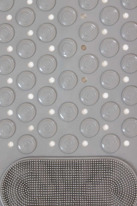 Senza® Non-Slip Cleaning Massage PVC Shower Mat With Suction Pad Oval