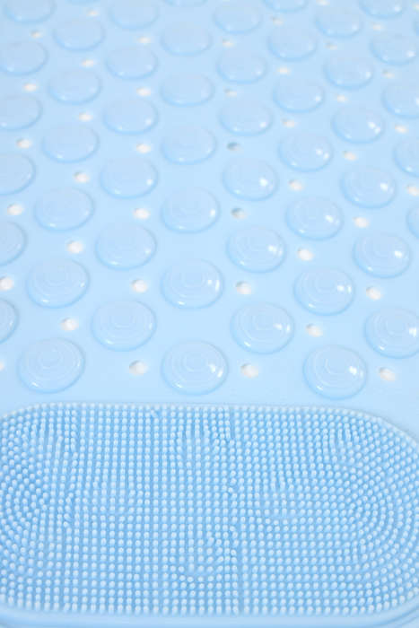 Senza® Non-Slip Cleaning Massage PVC Shower Mat With Suction Pad Oval