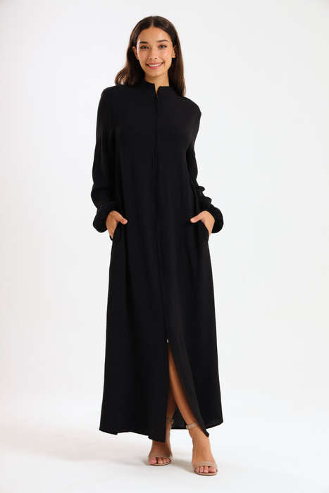 Aafreen Zipp-Up Long Sleeve Loose Fit Black Abaya Cloak Dress With Pockets