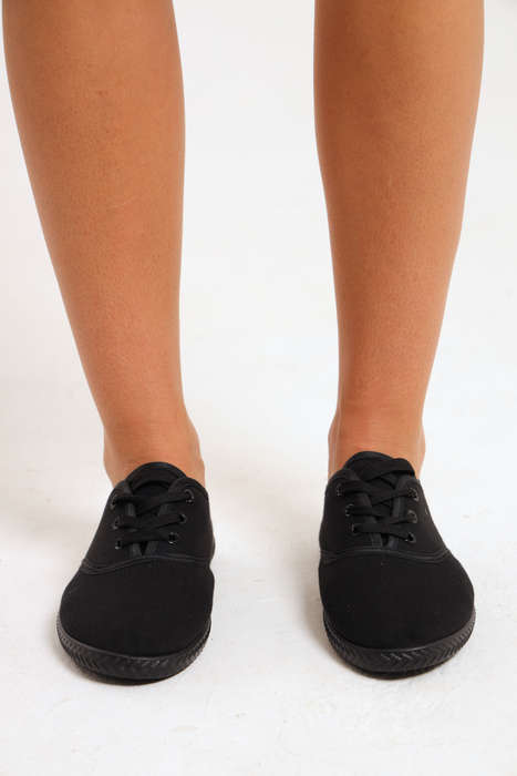 Senza® Women's Low Top Canvas Sneakers