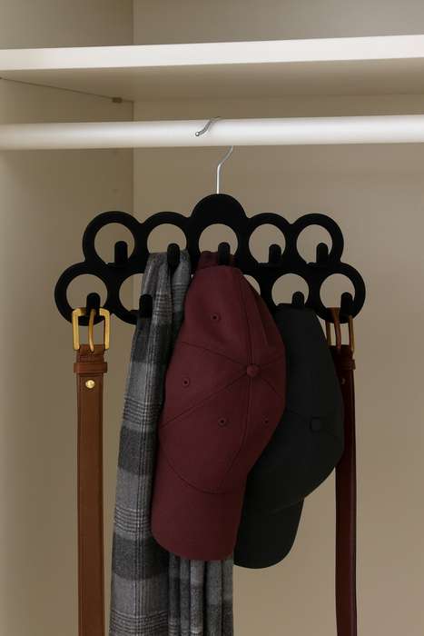 Senza® Premium Velvet Universal 11 Hook Non-Slip Hanger