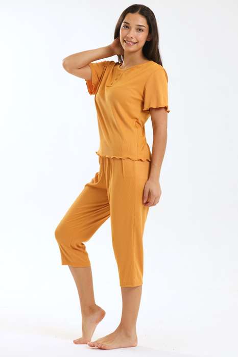 Ladies Pastel 3/4 Pyjama Set