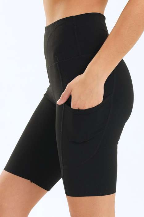Senza® Ladies High Impact Black Padel Shorts With Pockets Seamless Cut