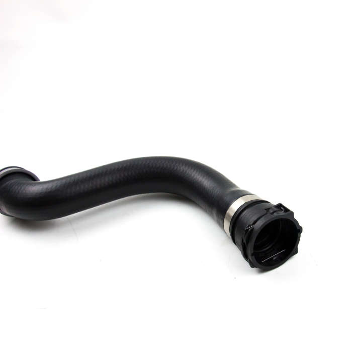 Water Tank Connection Upper Water Hose 2045018782 For Mercedes Benz C/E/CLS/GLK