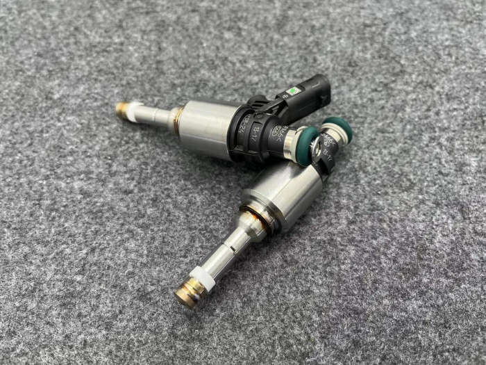 New 4Pcs Fuel Injector For For AUDI A3 A4 A5 A6 A8 Q3 Q5 TT 2.0 TFSI quattro 2004-2017