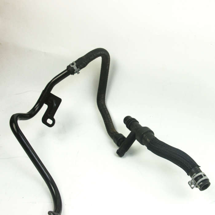 Radiator Water Pipe 9801078180 For Peugeot New 308 New 408 T93 1.8 Switch Connector Pipe