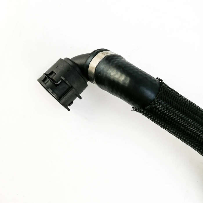 A2135017400 Radiator Water Pipe 2135017400 For Mercedes Benz AMG/E/GLC Filler Water Hose