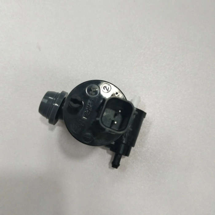 For Land Rover l538 headlight washer lr013951